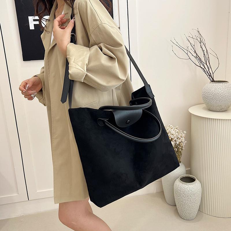 Stylish Large Capacity Women's Casual Tote Bag Ideal For Commuting And Daily Use