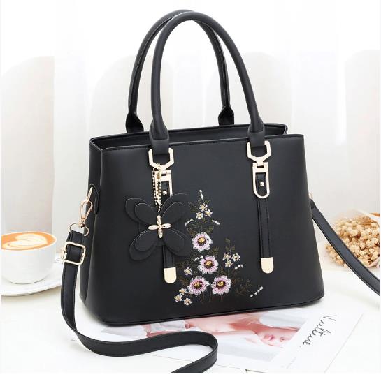 New Women Small Embroidery Flower Handbag Fashi Brand Crossbody Bags Sac A Main Femme De Marque Luxe Cuir Totes