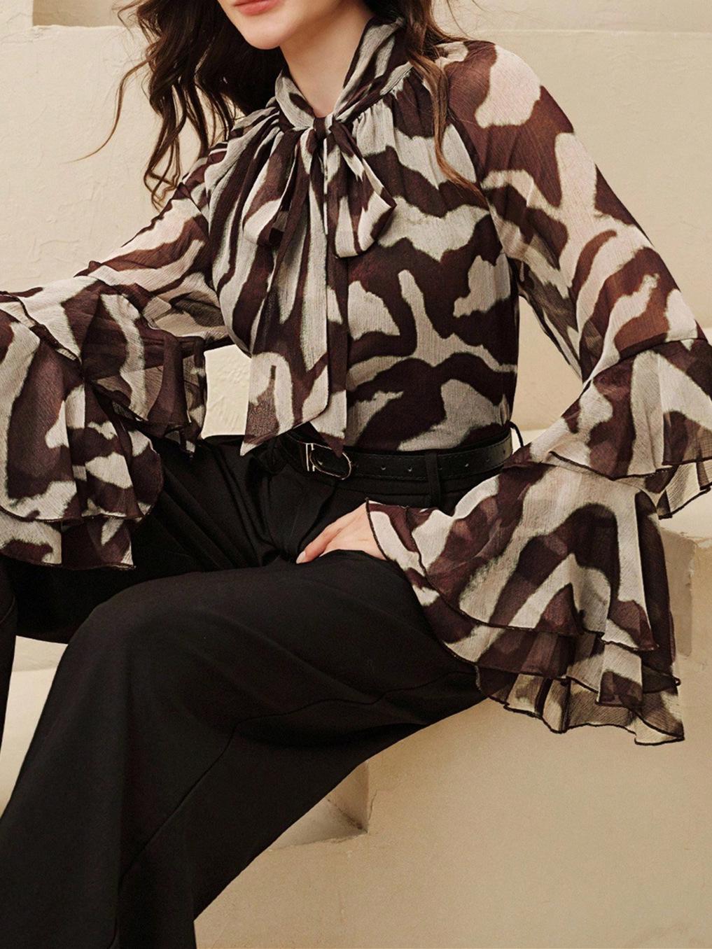 

Элегантная блузка с открытыми плечами, рукавами-колоколами, завязками и принтом - Женские европейский и ближневосточный стили S коричневый