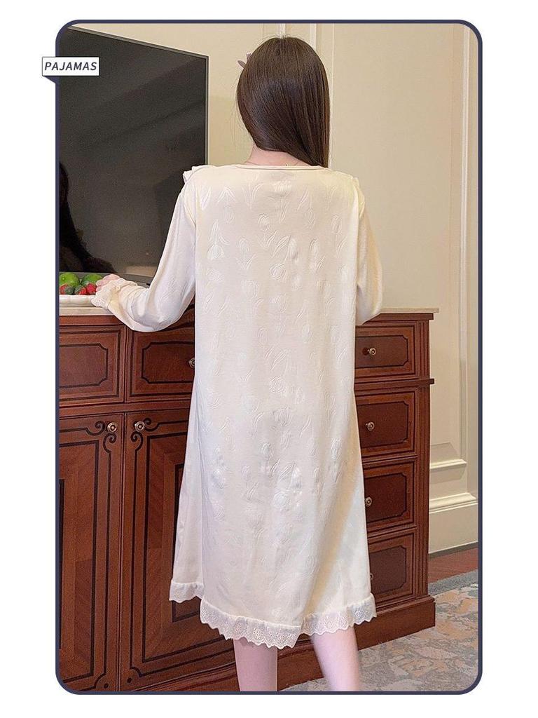 Velvet Nightgown: Women's 2025 Autumn/Winter Long Sleeve Court Princess Style, Sweet Plus Size Maternity Slimming Pajamas.