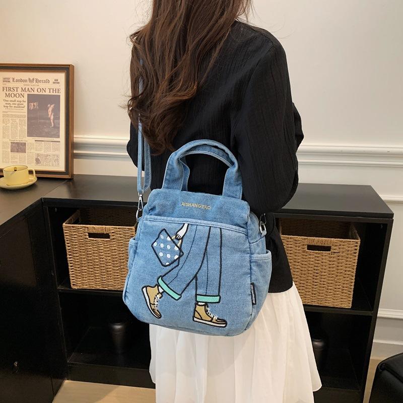 Embroidered Fashion Multi-functional Women's Bag - Lightweight, Large Capacity, Crossbody Bag for Both Shoulders Casually