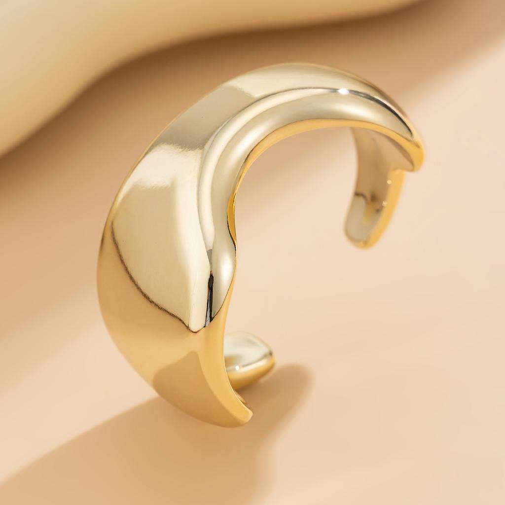 Ingemark Punk Hip Hop Glatte Kunststoffe Unregelmäßige Offene Manschettenarmbänder für Damen Kreatives Goldfarbenes Armband Männer Hand Schmuck