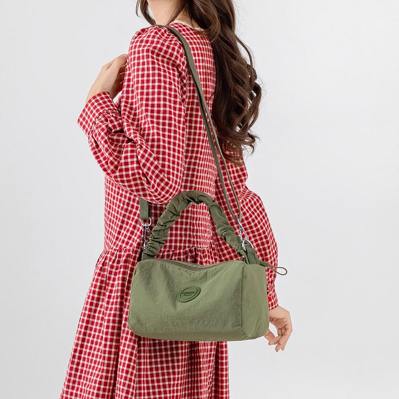 Women's Solid Shoulder Bag Lightweight Multi-compartment Nylon Bag
