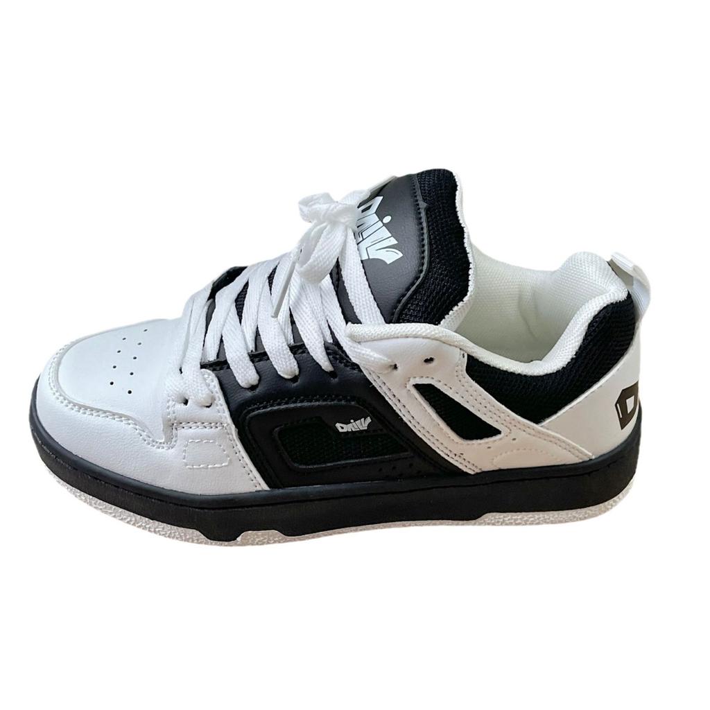 Nuove scarpe da ginnastica con plateau in stile ins estivo, di nicchia, chic, per studenti