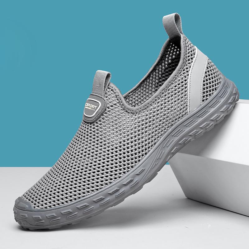 Fashion All-match Mens Sneakers Summer Lightweight Walking Footwear New Men's Loafers Mesh Breathable Flats Mens Slip On Casual Shoes