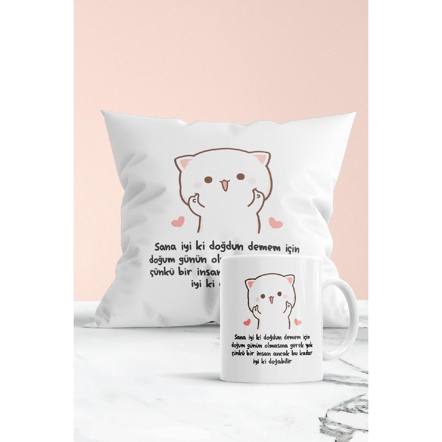 

Мужчина может только родиться. Этот подарочный набор из подушки и кружки с хорошим принтом