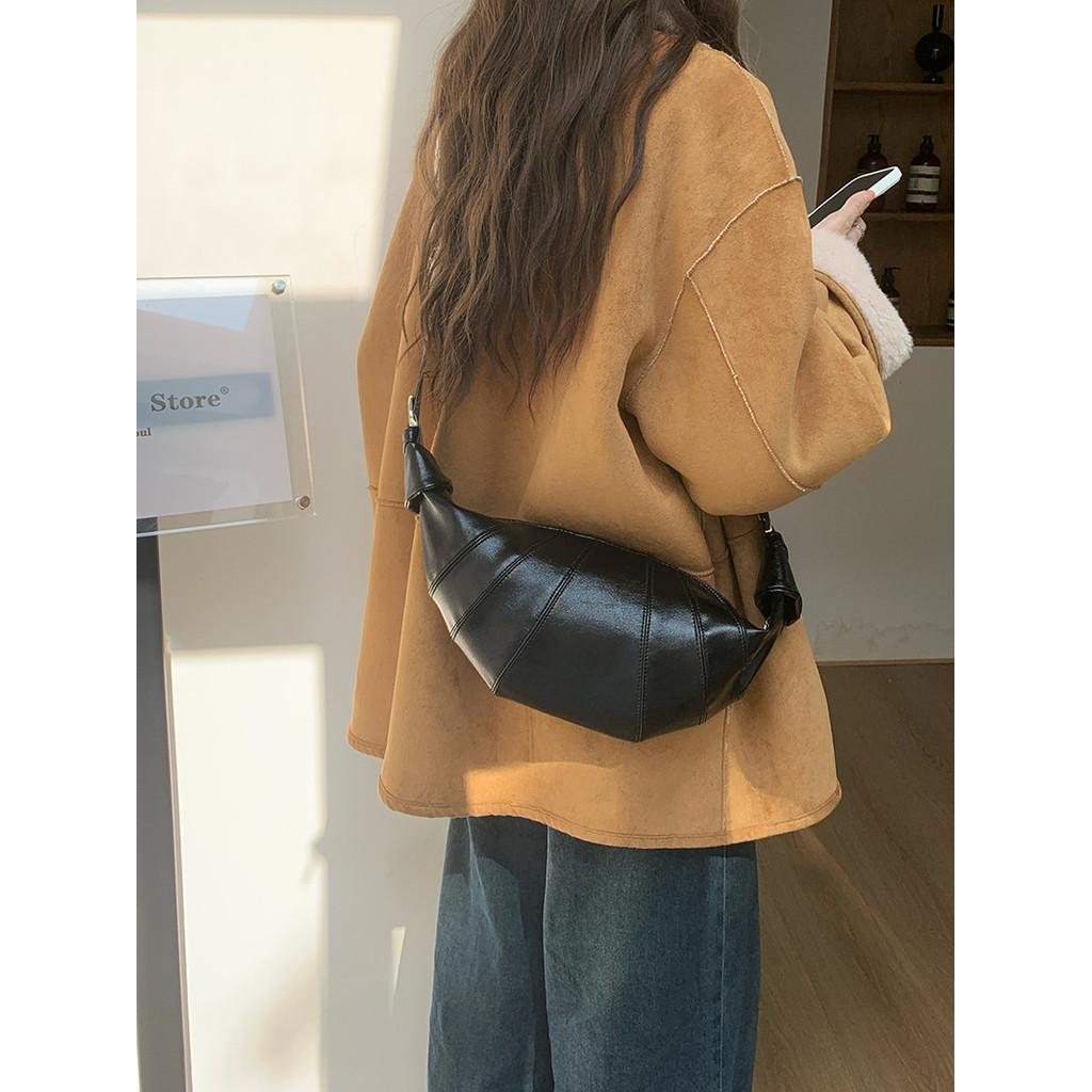 IELGY Retro Coffee Color Underarm Croissant Fashion All-Match Cross-Body Dumpling Bag