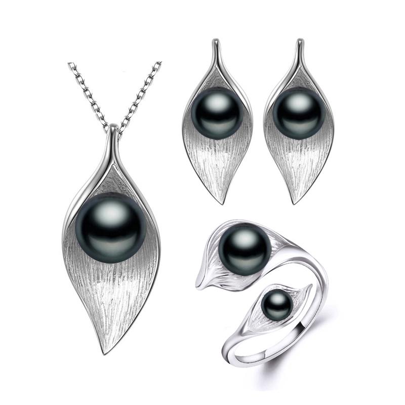 

Набор из кольца подвески и сережек Adjustable Size