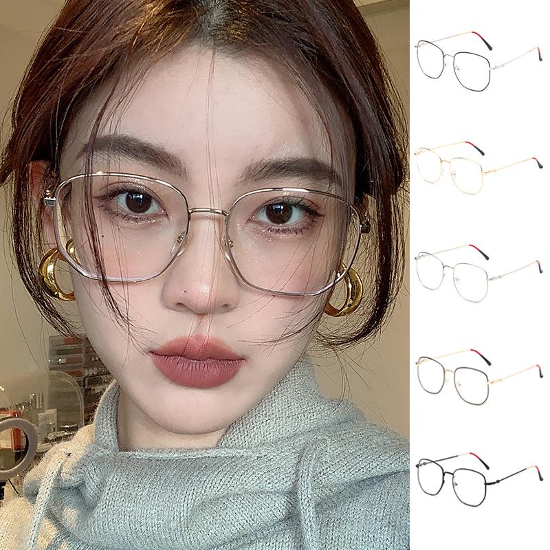 Anti-Blue Light Glasses Round Metal Eyewear Women Men High Quality Eyeglasses Blue Light Blocking Man Lady Computer Eyeglas