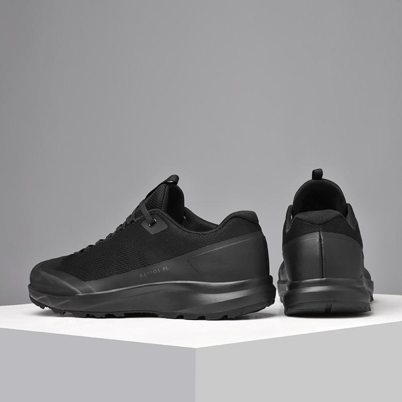 Fashion High Quality Fashion Men Casual Shoes Low Cut Sneakers Breathable Man Treking Footwear Luxury Skateboard Shoes Non-Slip Trainers