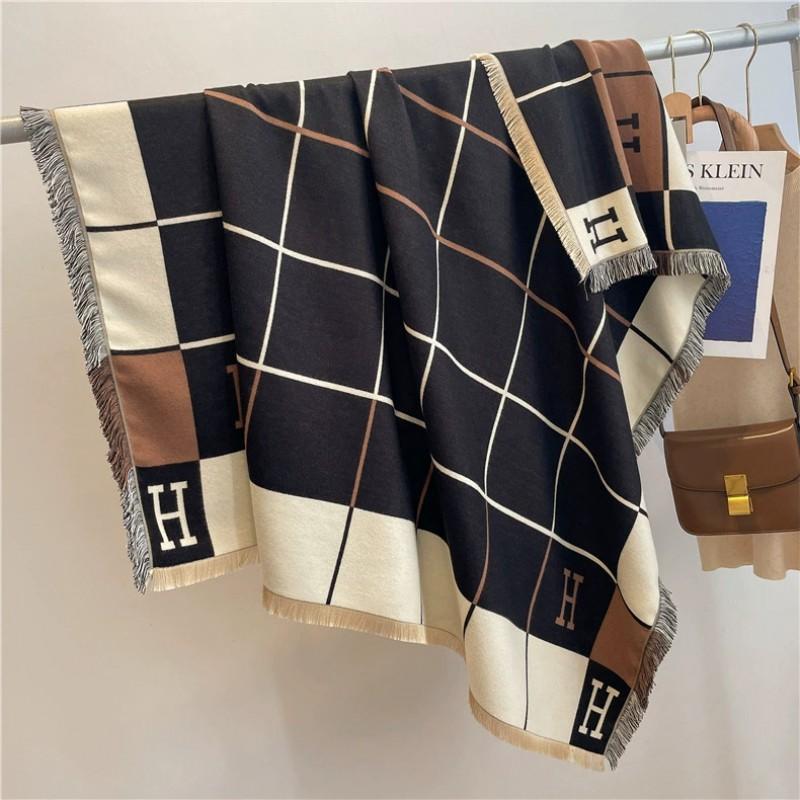 Warm Thick Wool-Blend Scarf With Tassels Soft Faux Cashmere Square Shawl Women Winter Office Daily Wear