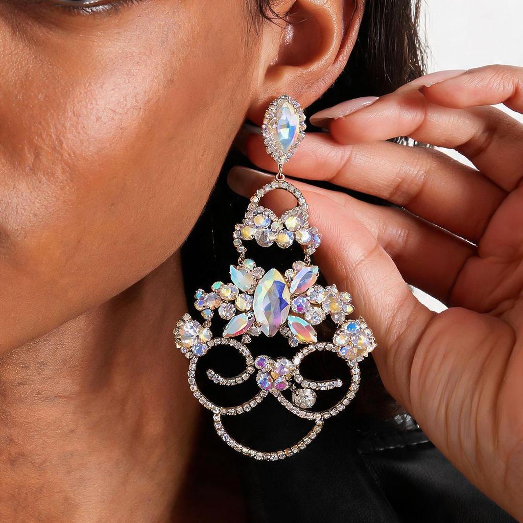 Silver Needle Luxury Full Diamond Hollow-Out Earrings, Retro Palace Style Exaggerated Drops, High-End Light Luxury Studs for Women