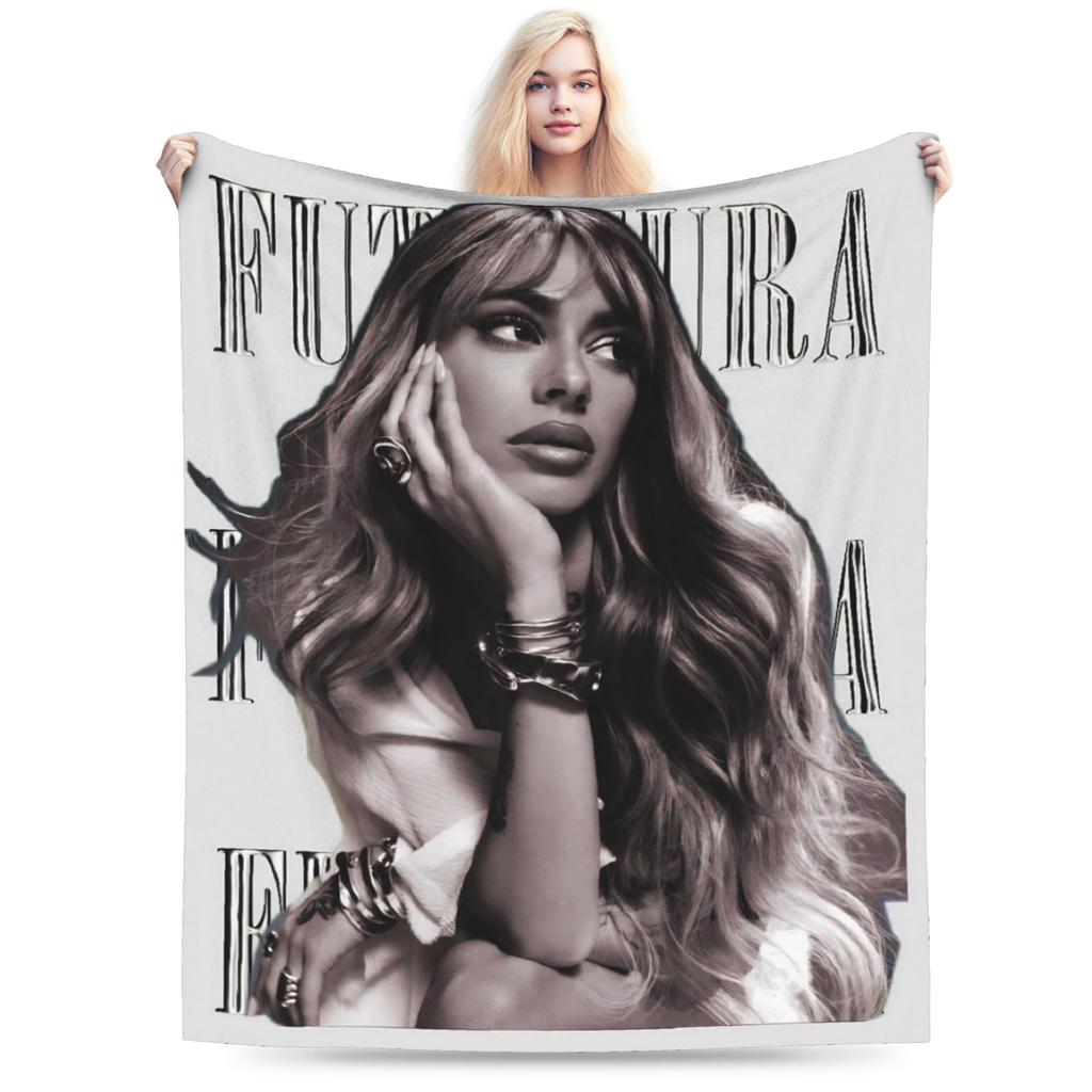 New Singer TINI STOESSEL Futtura Album Blanket Ultra-Soft Flannel  Relax Throw Blankets Machine Washable