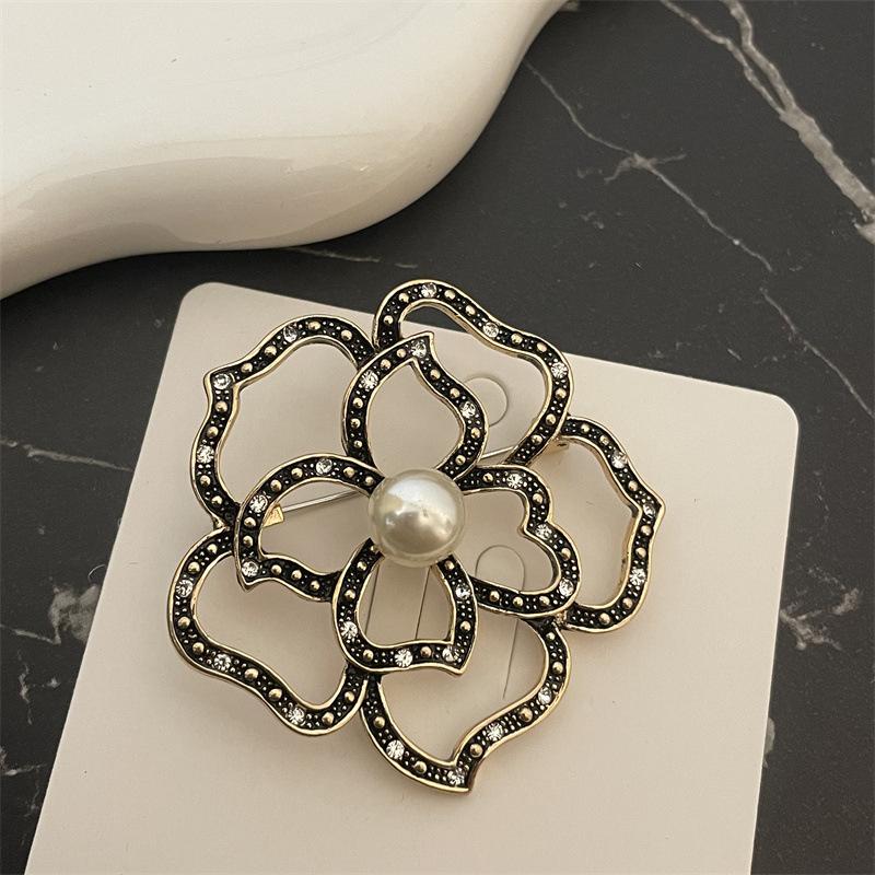 

Элегантные женские классические изысканные броши-значки с бантом, крестом, жемчугом и кристаллами, модные женские винтажные ювелирные булавки высокого качества