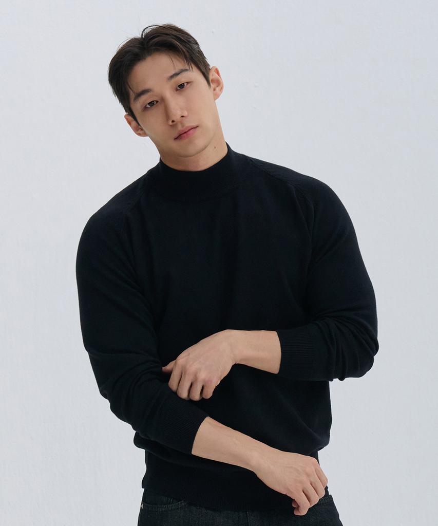 NINEZ Soft Mock Neck Muscle Knit (2 Colors)