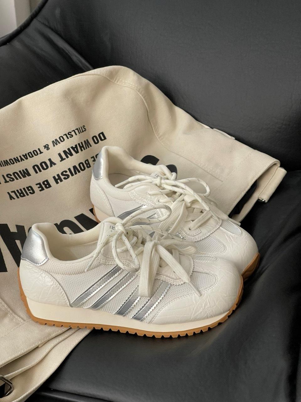 

Легкая сетчатая женская новая универсальная дышащая ретро модная повседневная обувь карамельного цвета 35