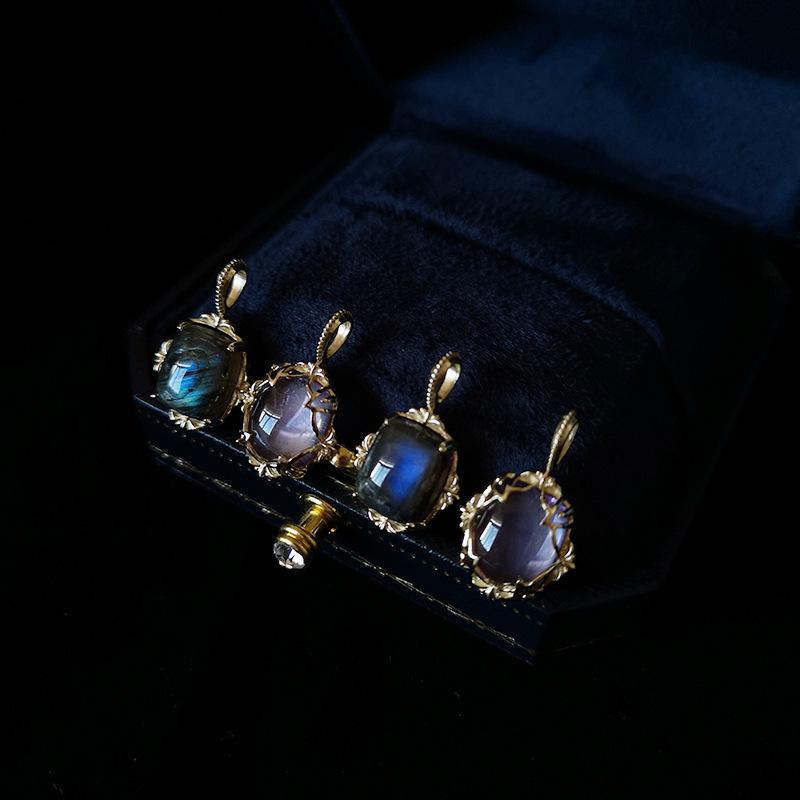 

Japanese Vintage Double-Sided Labradorite Amethyst Pendant Necklace Standard Chain