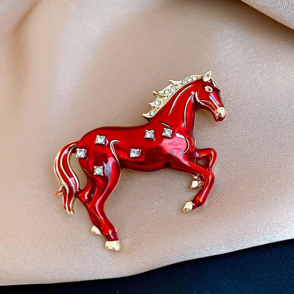 Horse Year Zodiac Horse Head Brooch Fashion Jewelry Metal Pony Badge Pin  New Year Party