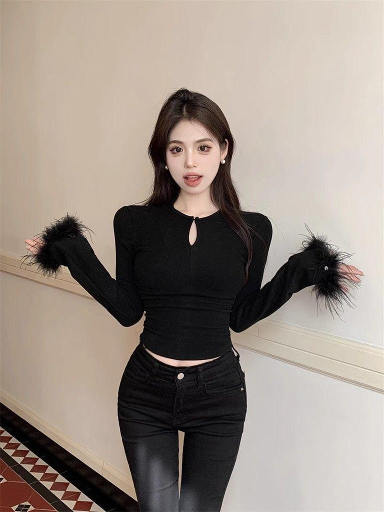 Women's White Round Neck Patchwork Fur T-Shirt, Spring Hollow-Out Base Layer