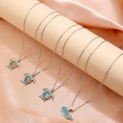 Korean Fashion Blue Whale Diamond Pendant Necklace: Elegant and Versatile Clavicle Chain for Women