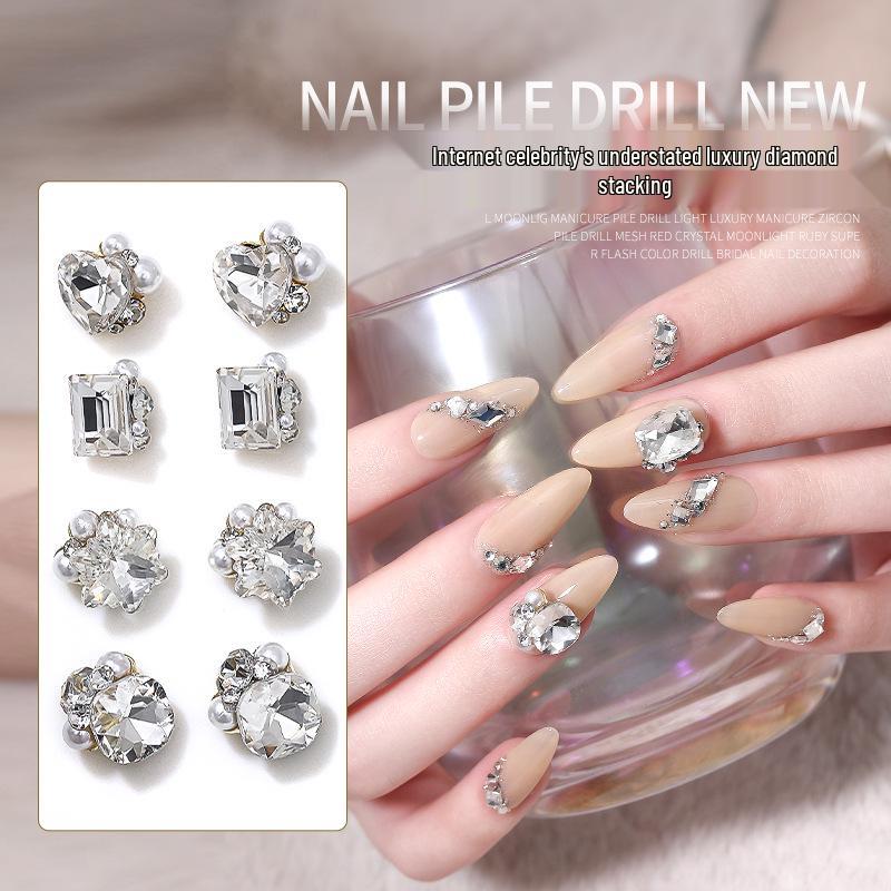 

Rhinestone Heart & Pearl Nail Art Decorations - Sparkly White, Crooked Square Design