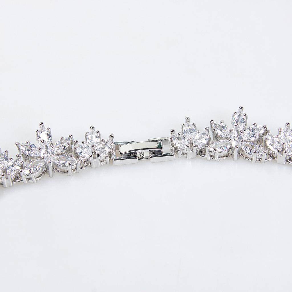 Luxury Christmas Zircon Flower Vine Necklace & Earring Set