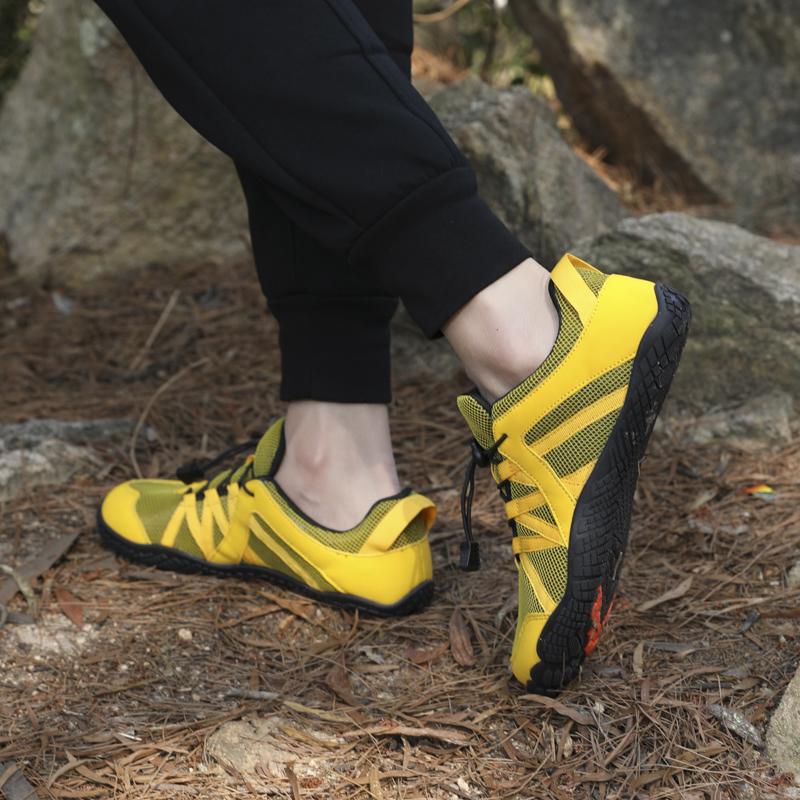 Fashion New Arrival Water Shoes Qiuck-Dry Aqua Shoes Men Women Outdoor Beach Swimming Wading Breathable Five-Finger Sneakers Size 36-46