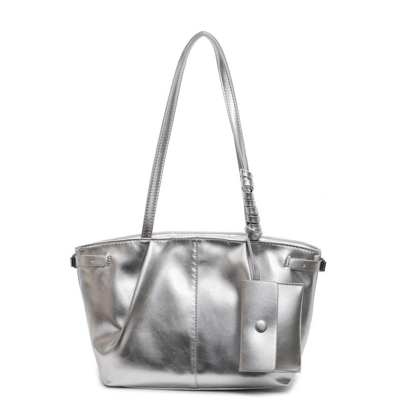 

Korean version popular fashion high quality simple temperament underarm tote bag commuter casual oil wax leather shoulder women s bag