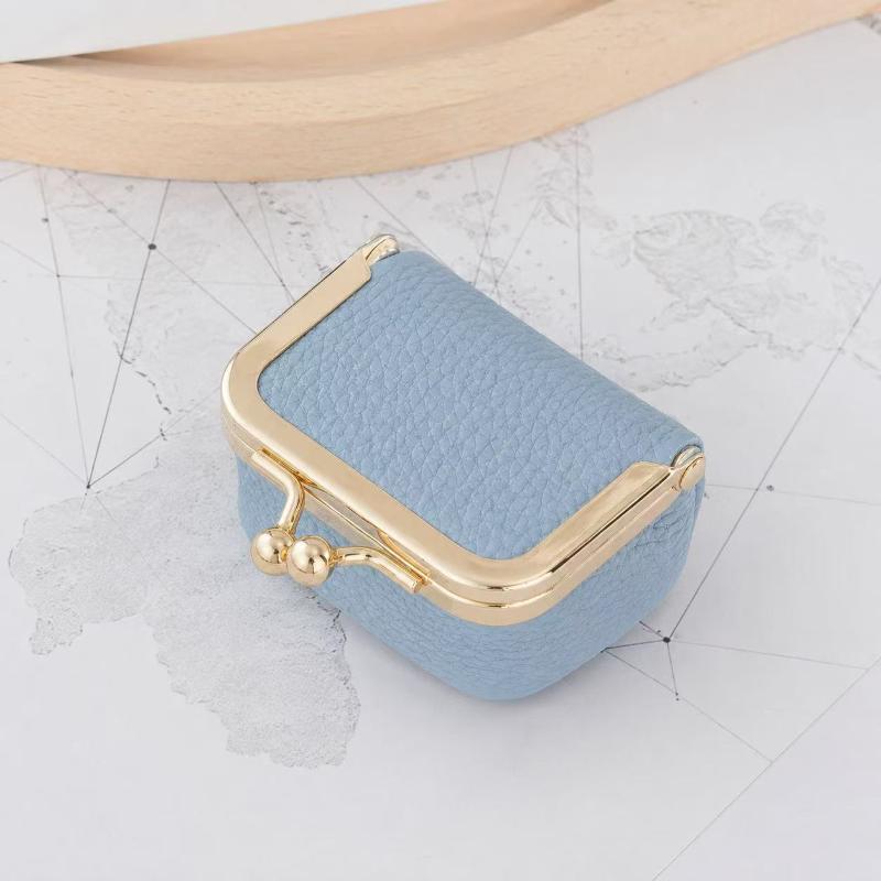 Women'S Mini Jewelry Box Exquisite Kiss Lock Coin Bag Portable Travel Ring Box,Suitable For Storing Earrings,Rings,And Necklaces