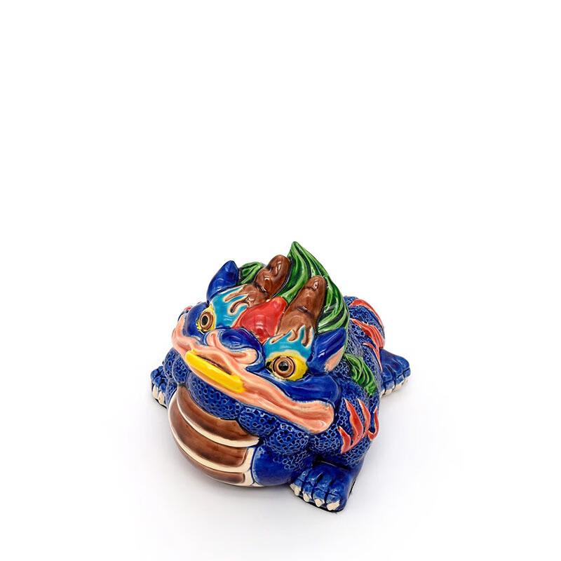 Figurine de crapaud porte-bonheur à trois pattes en poterie cochinchinoise