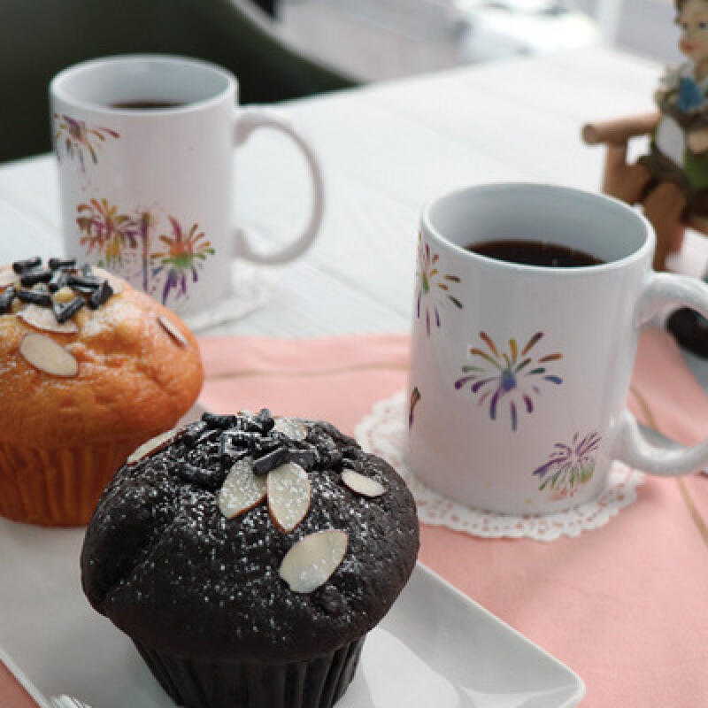 if136-Design Mug 2p-Rainbow Firecracker