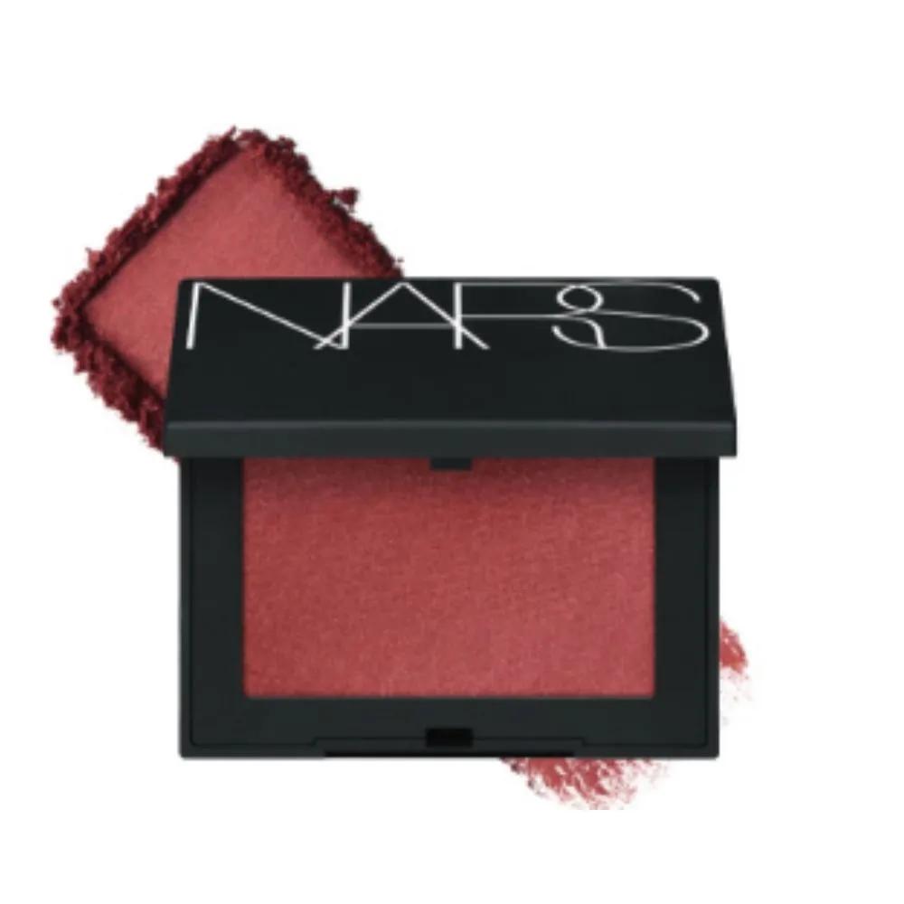 

NARS Iconic Smooth Blusher Жемчужные румяна Orgasm Rush