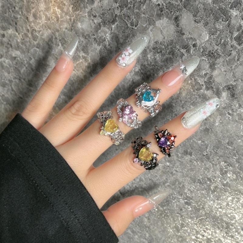 Fashion Color Love Zir*****Pen Ring Slightly Inlaid Heart-Shaped Exquisite High-End Personalized Accessories Women