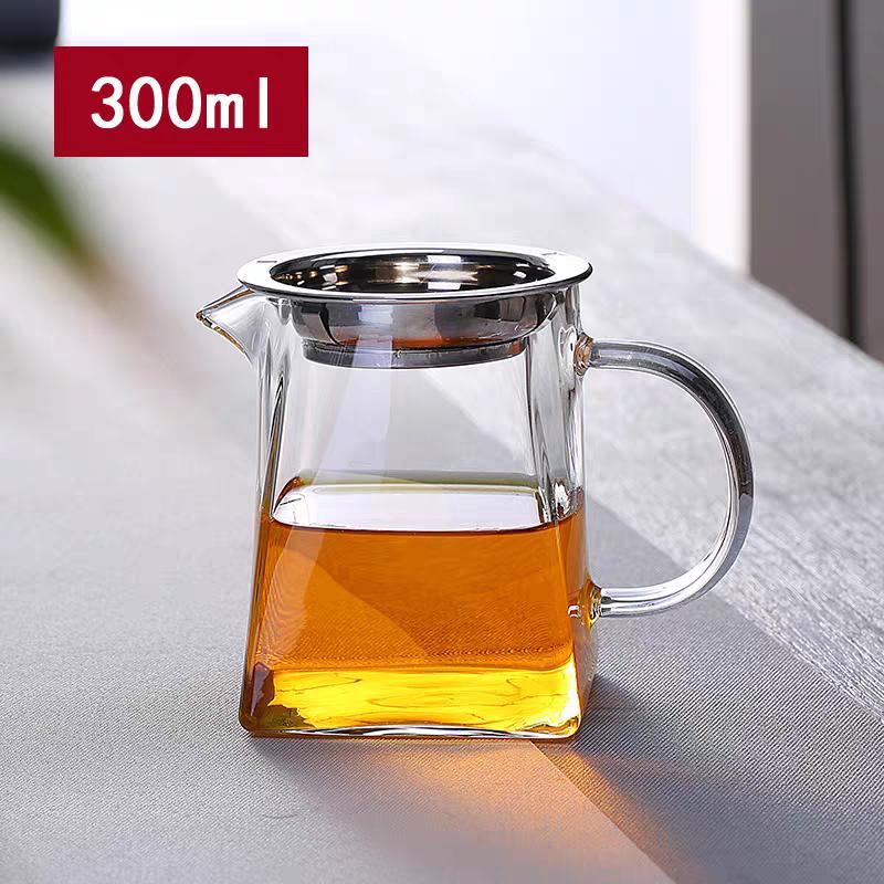 Heat-Resistant Borosilicate Glass Tea Pitcher Set with a Strainer, Chinese Tea Set Accessory, Chahai Divider, Coffee Milk Jug