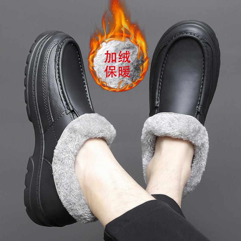 Chef Shoes 2025 Winter New Large Size Ultra-light EVA Waterproof Foot Cover Casual Work Shoes Large Size Men's Shoes