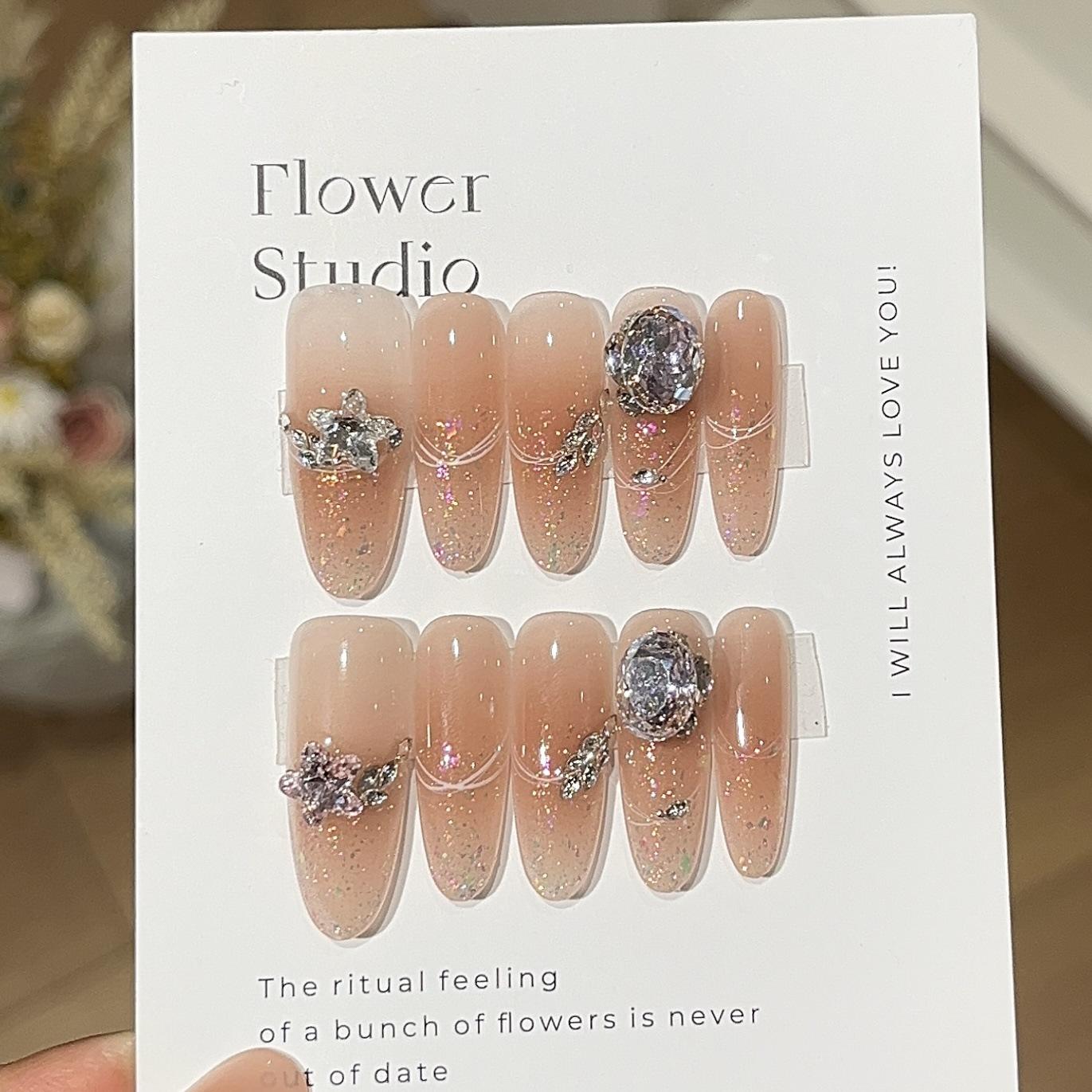 

Розовые румяна, матовые и сверкающие блестки из золотой фольги, тонкая ворсовая перфорированная броня L