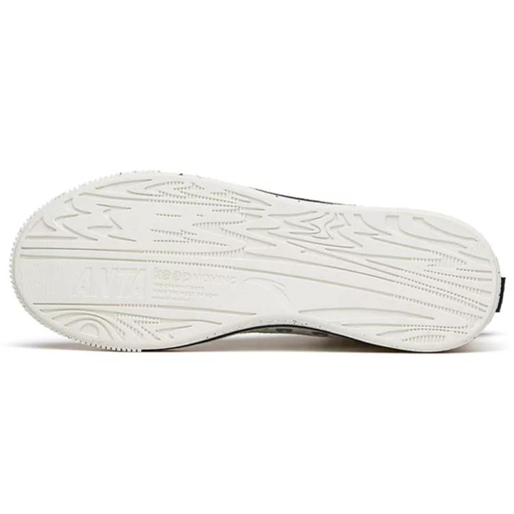 SNOOPY x Anta Snoopy Canvas High top Skateboard Shoes Women's White Black 922138604-3