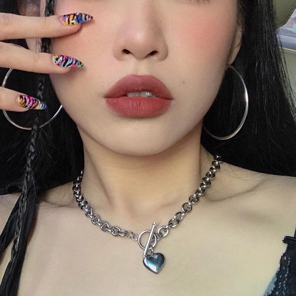 Collier Pendentif Cœur en Acier Inoxydable Style Coréen - Cadeau de Noël