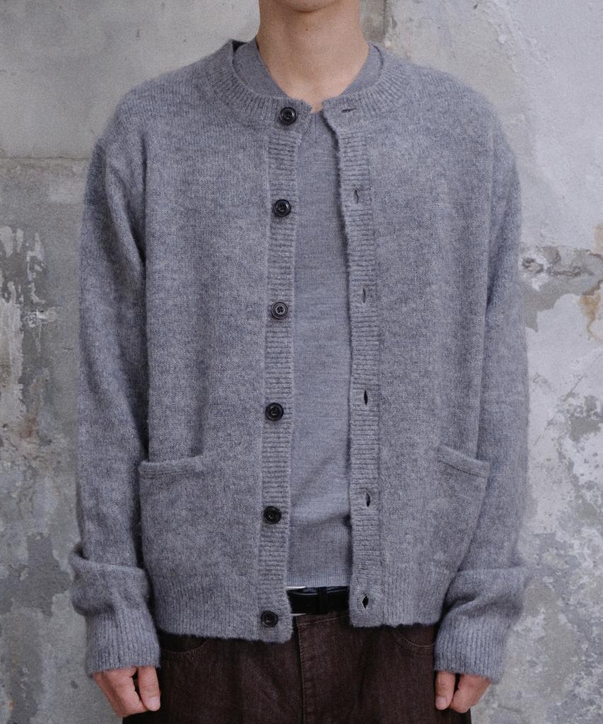 Daibeuin Hairy Round Neck Cardigan (Gray)