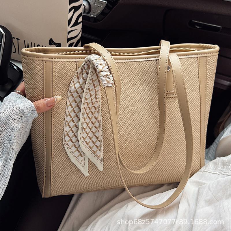 2025 New Commuting Simple and Versatile Handbag Shoulder Bag for Women Large Capacity Fashion Tote Bag Silk Scarf Bag