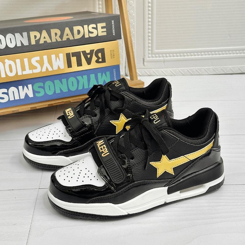 Thick Sole Sneakers Mens Designer Running Shoes Fashion Casual Leather Mesh Breathable Height Increased Thick Sole Sports Shoes