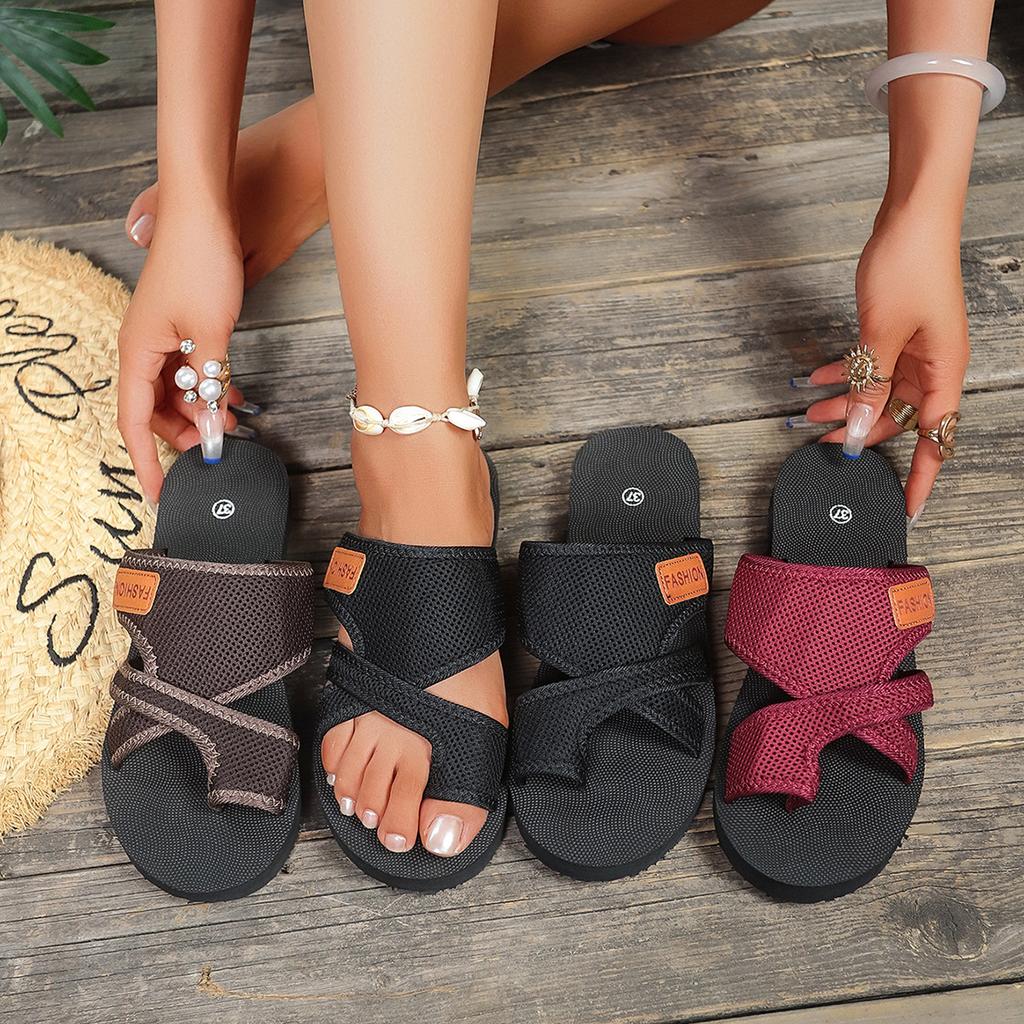 2025 Sommer neue Überseehandel große Größe Damenschuhe flache Sandalen Fliegenstrick-Obermaterial Eva-Sohle leicht und bequem