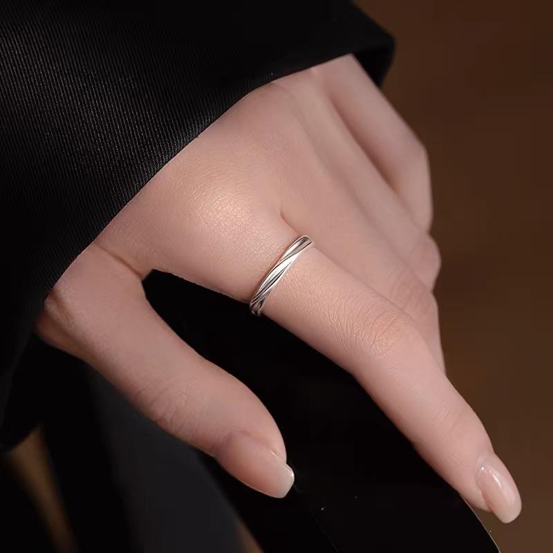 925 Sterling Silver Geometric Open Ring - Luxury Design for Women, Plain High-End Feel, Light Index Finger Band