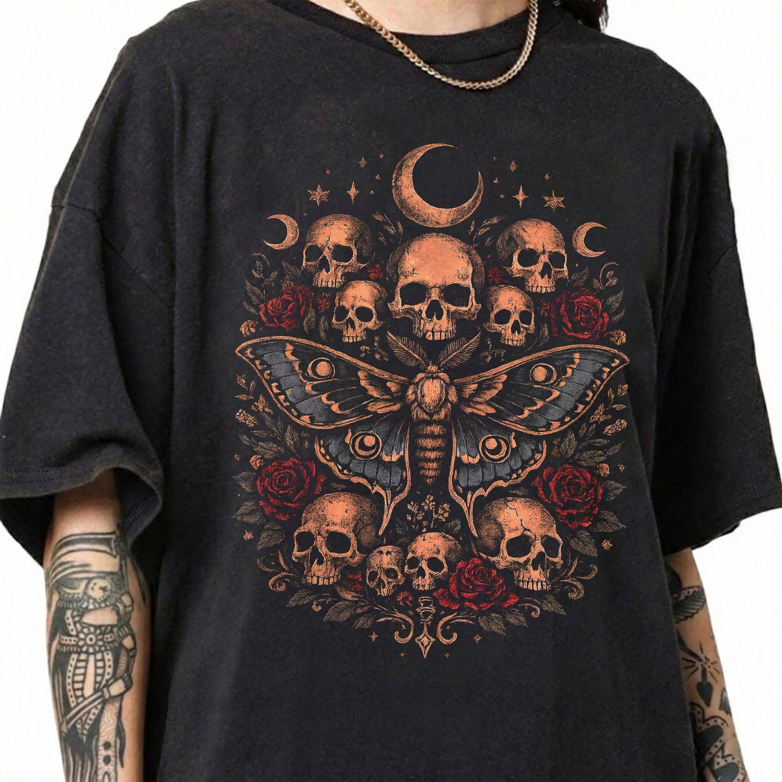 Gothic Garden Comfort Colors T-Shirt, Retro 90s Moth and Skull Shirt, Vintage Moth Tee M