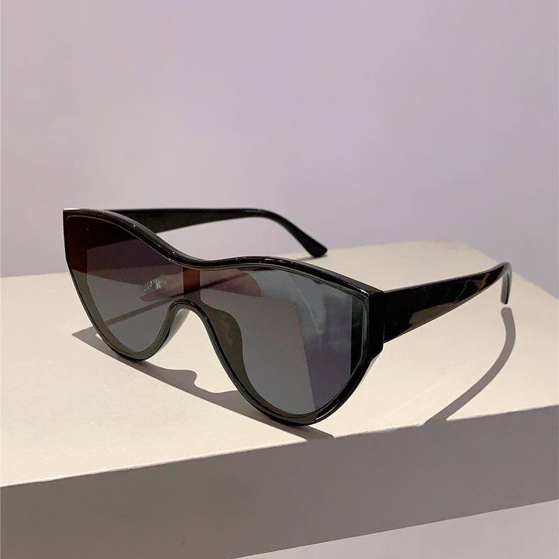 

Интегрированные солнцезащитные очки с большой оправой, ветрозащитные солнцезащитные очки, нейтральные и универсальные солнцезащитные очки с защитой от ультрафиолета чёрный