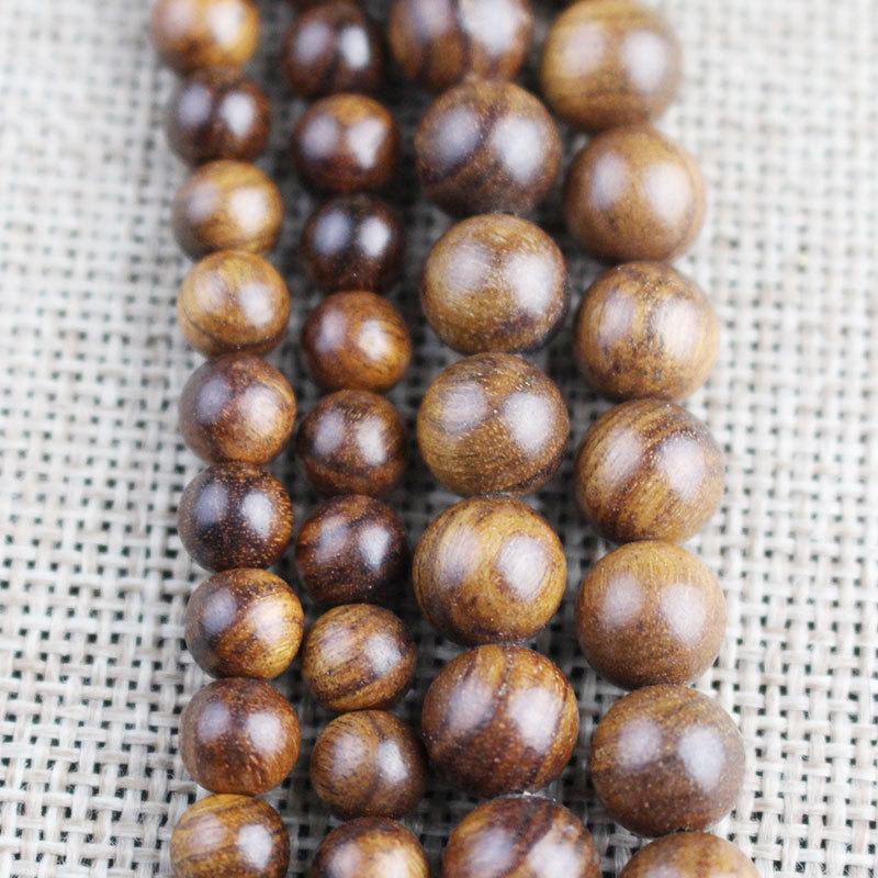Natürliches Holz 108 Mala Perlenarmband Glatte Oberfläche Milder Duft für Yoga Spirituelle Suchende Geschenke