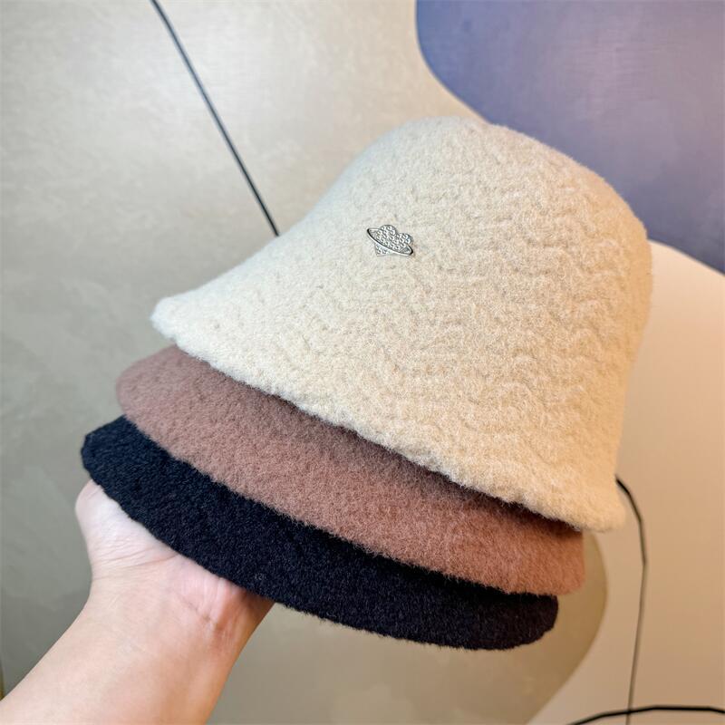 New Autumn and Winter Warm Lazy Wind Wool Hat Women's Ear Protection Knitted Pullover Hat Fashionable and Cute