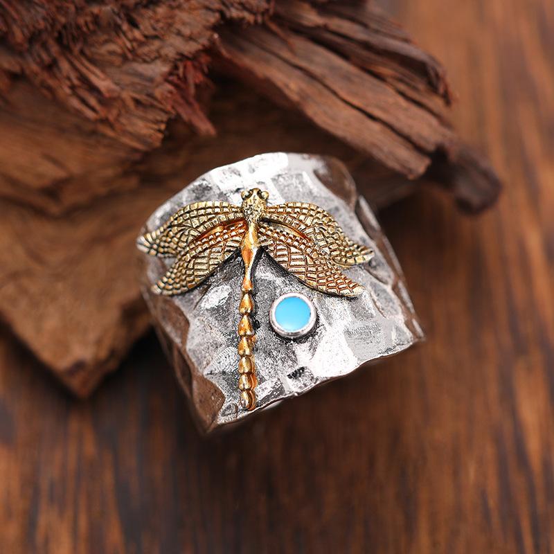 Retro Style Engraved Ring, Exaggerated Round Tube Dragonfly Finger Wrench, Same Ring For Men And Women
