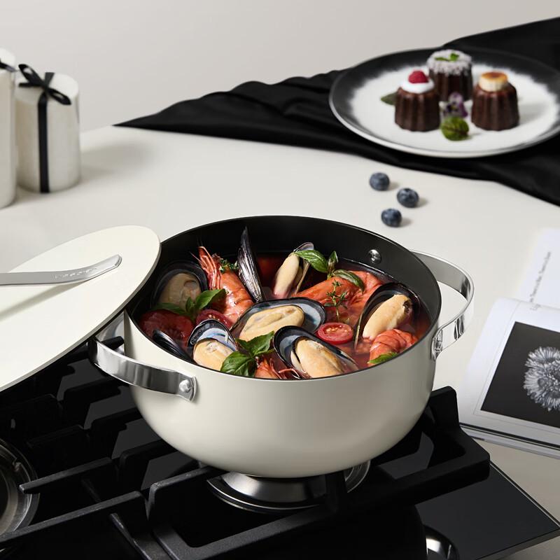 VELOSAN Free Ribbon Series 24cm Non-Stick Saucepan