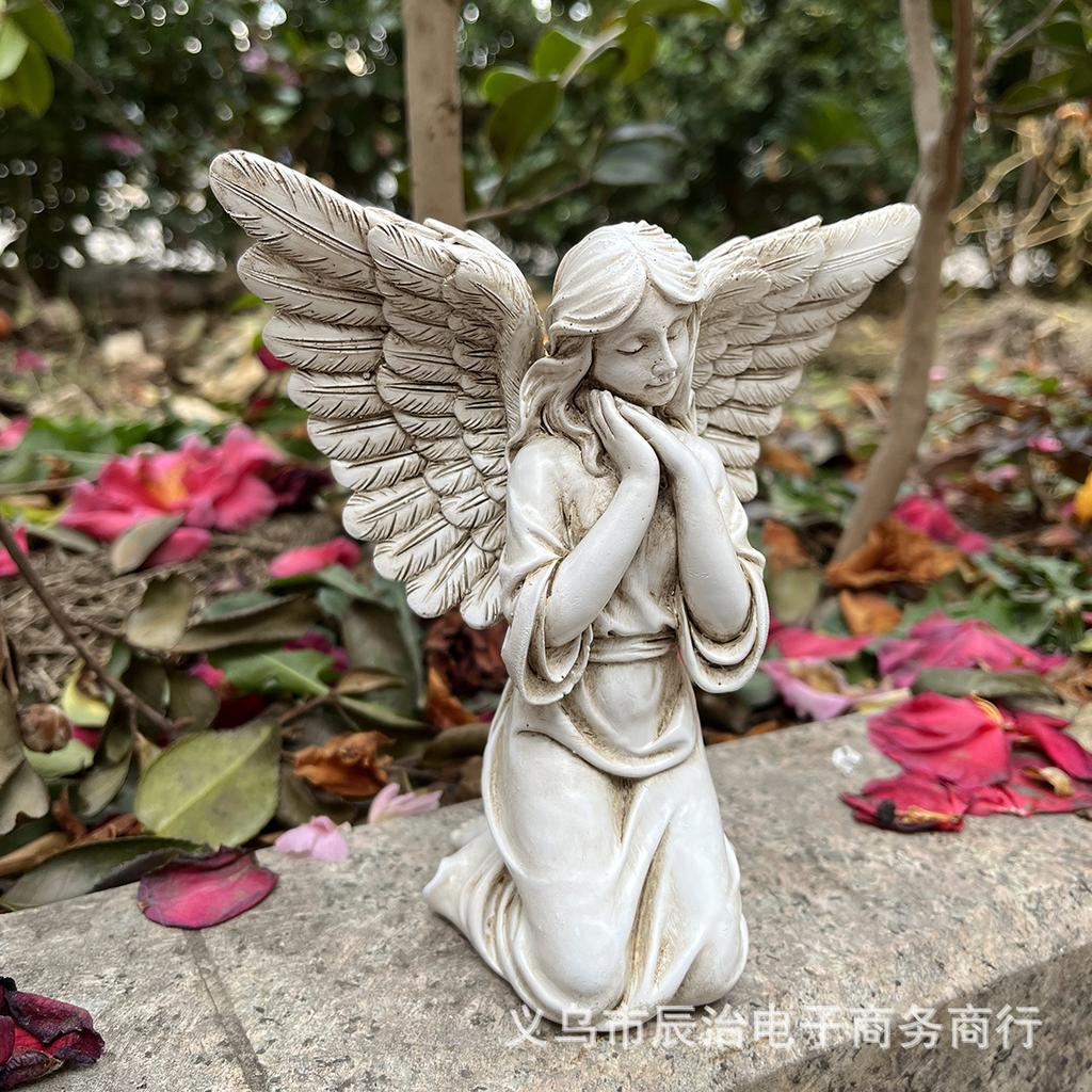 Kneeling angel figure statue ornament, suitable for courtyard garden home decoration ornament